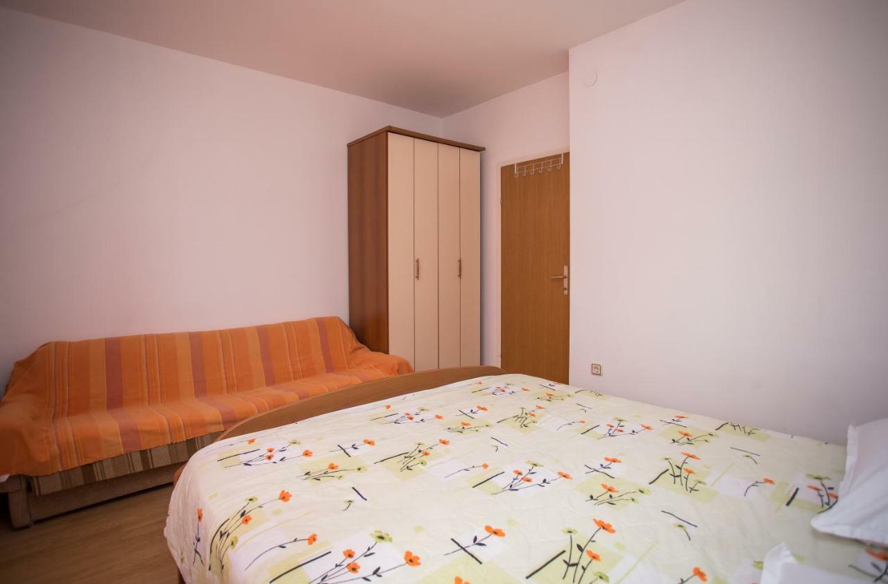 Apartments Gloria Primošten Exterior foto